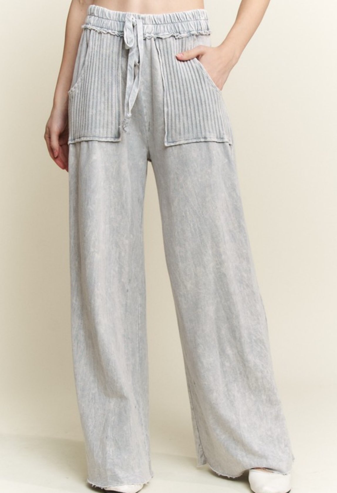 Side Knit Detail Pant