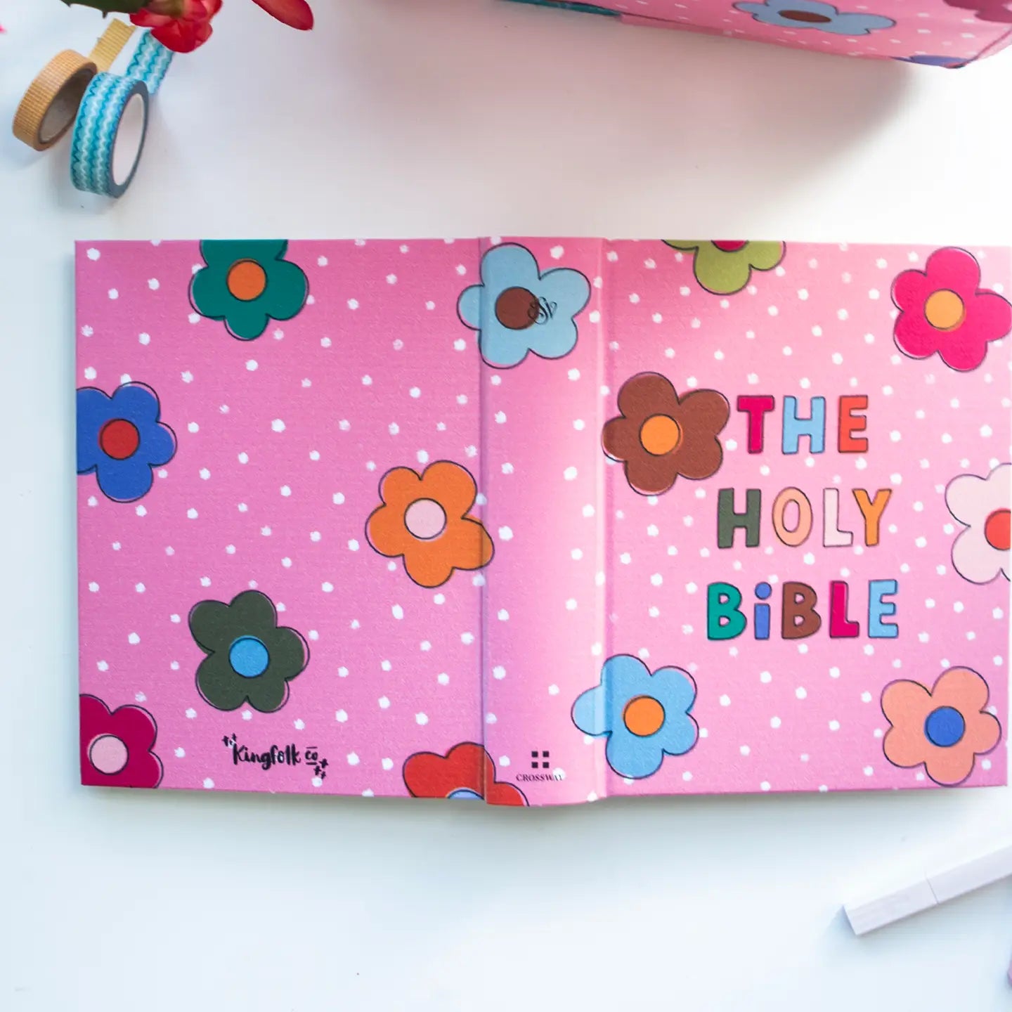 Dots + Daisies Esv Journaling Bible