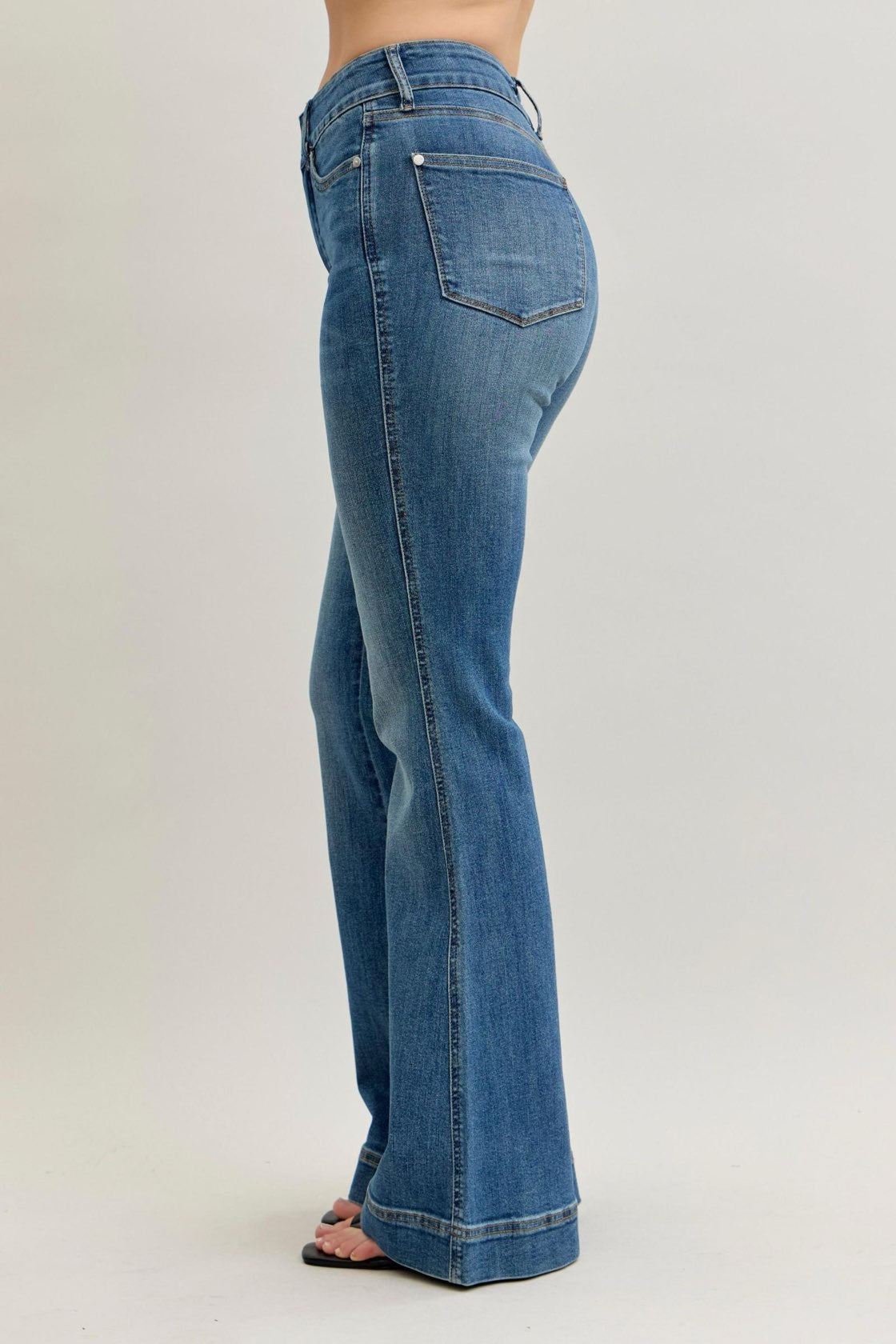 Judy Blue HW Trending Flares