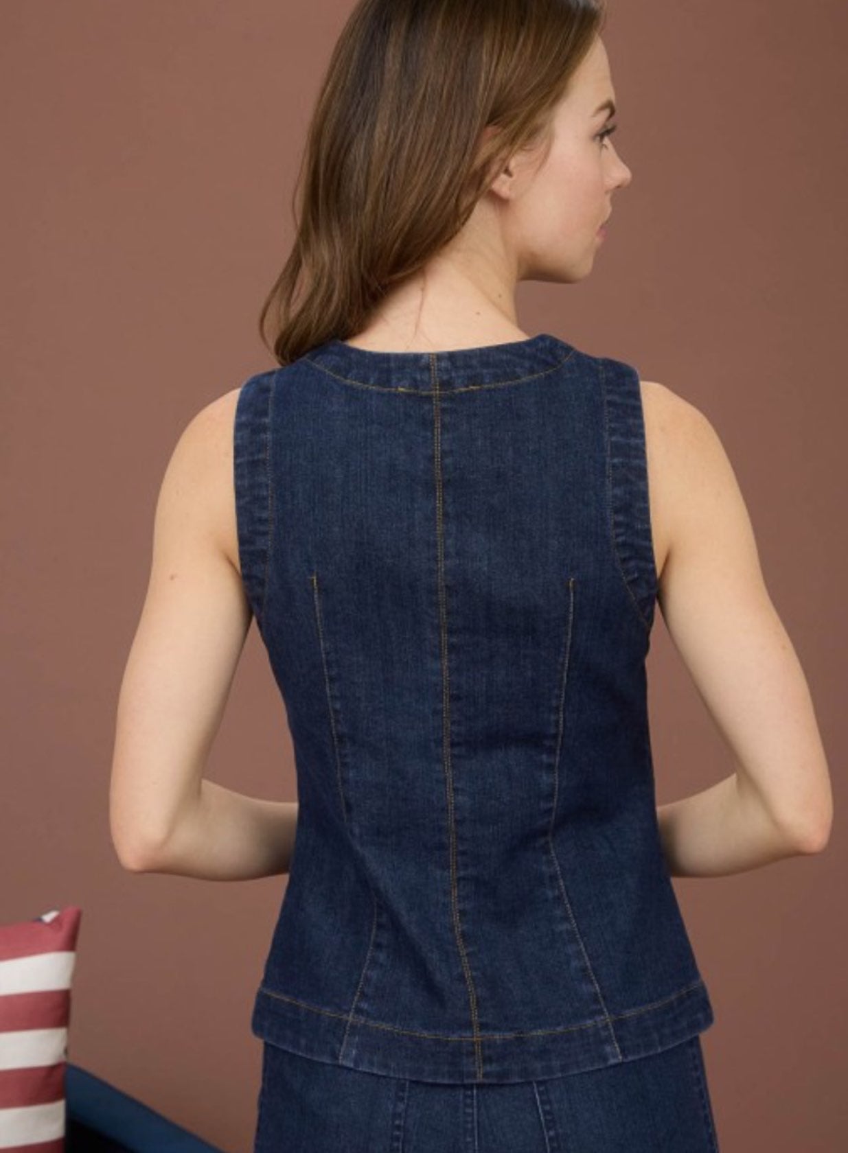 Round Neck Vest