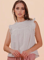 RUFFLE KNIT TOP
