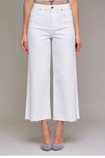 Hidden Clean Crop Jeans